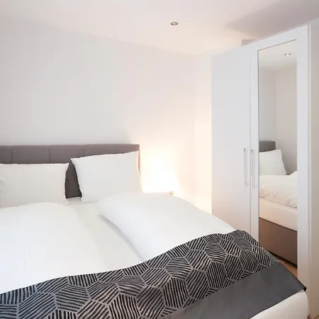 Aparthotel Boarding *